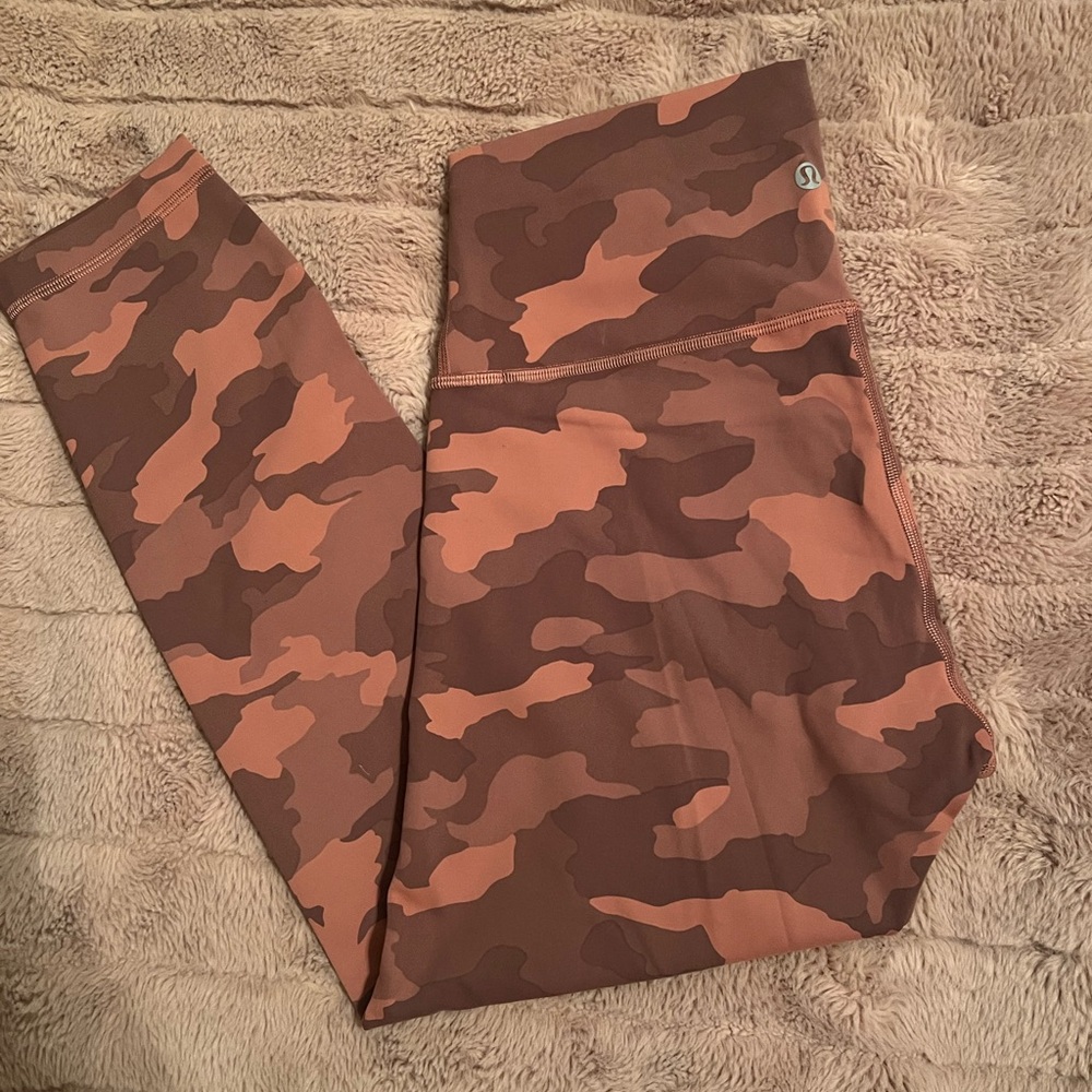 Lululemon Wunder Train leggings